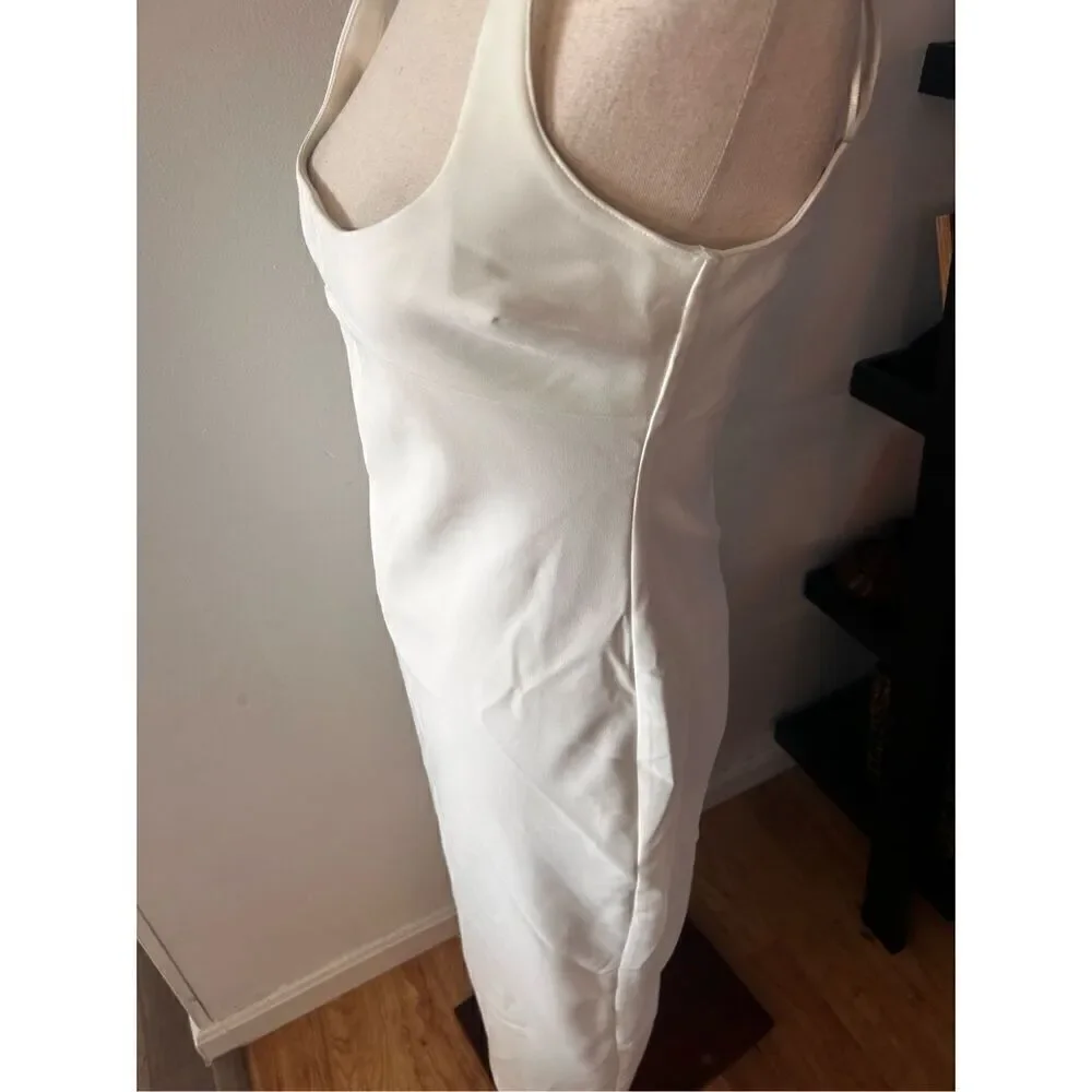 Zara sexy white long dress size medium stretch with cutout on the back